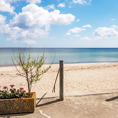 8 Person In Sydals Hébergement de vacances Sarup